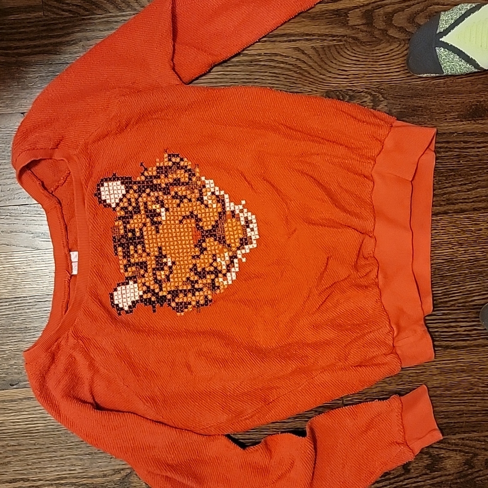 Red embroidered tiger sweater
